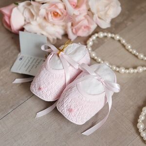 AVAILABLE WITH DRESS OR ROMPER BUNDLE $28 Smocked Crib Shoe Feltman Brothers NWT